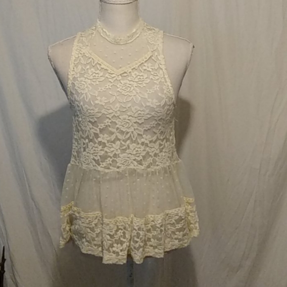 MOD Tops - 🔴 6/$15 MOD lace tank